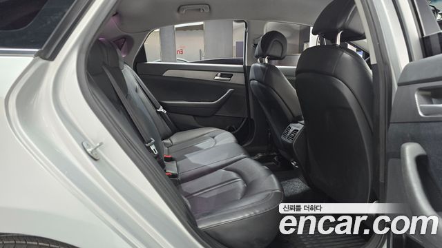 Hyundai Sonata 2015 — photo 11