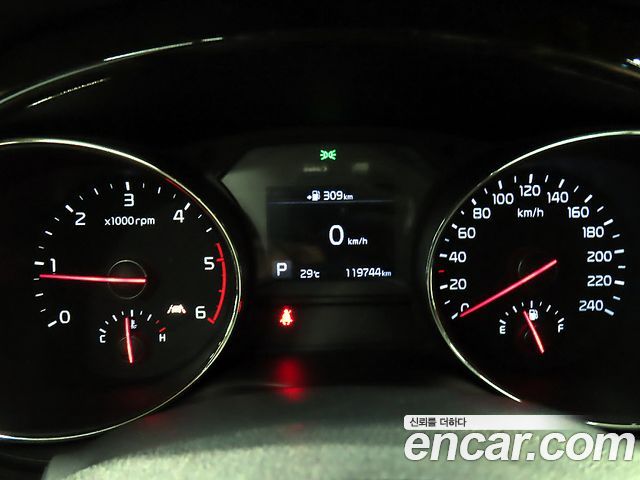 Kia Canival 2020 — photo 8