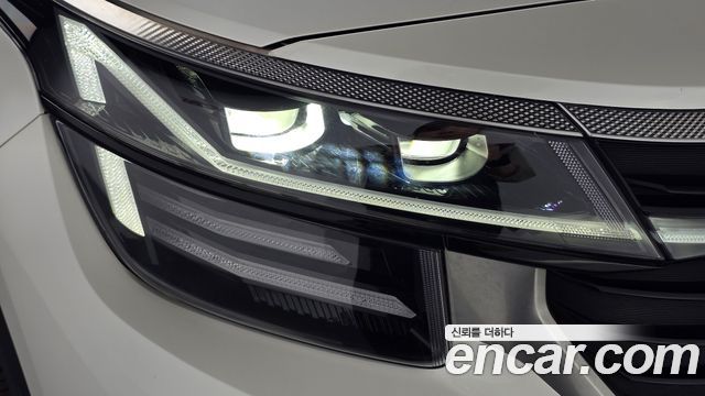 Kia Seltos 2025 — photo 8