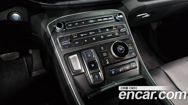 Hyundai Santafe 2022 — photo 9