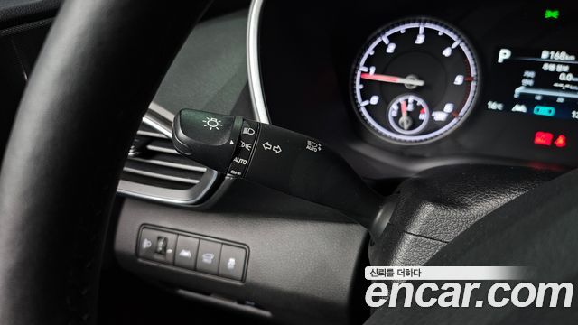 Hyundai Santafe 2022 — photo 15