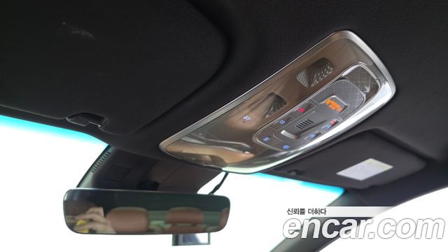 Genesis G80 2022 — photo 18