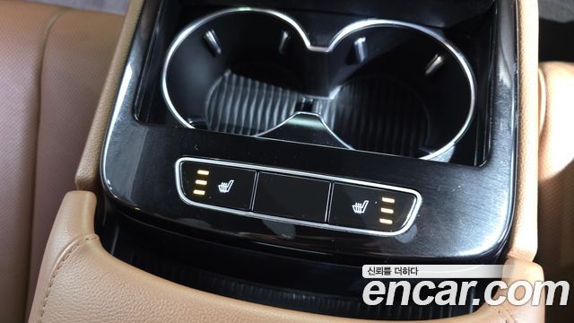 Genesis G80 2022 — photo 19