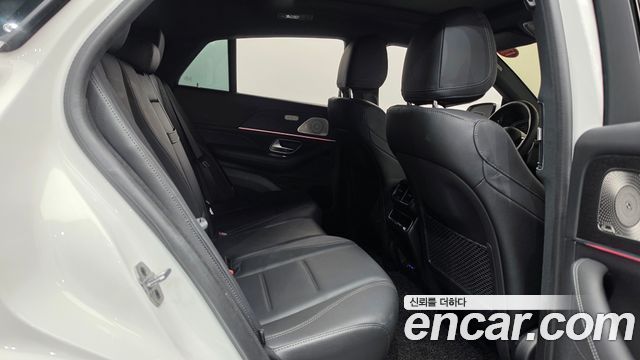 Mercedes-Benz GLE-Class 2023 — photo 17