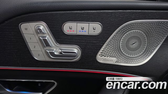 Mercedes-Benz GLE-Class 2023 — photo 29