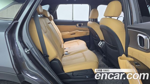 Kia Sorento 2021 — photo 18