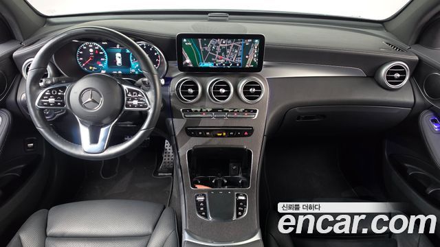 Mercedes-Benz GLC-Class 2023 — photo 10