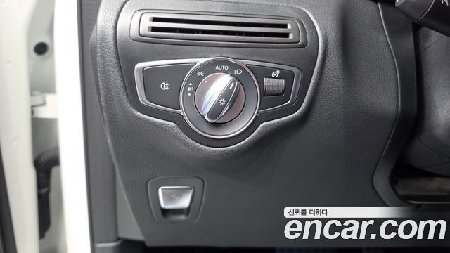 Mercedes-Benz GLC-Class 2023 — photo 26
