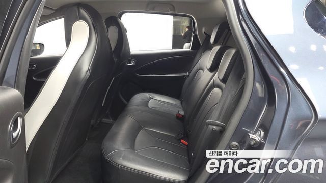 Renault Korea Zoe 2021 — photo 16