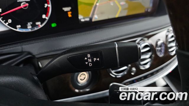 Mercedes-Benz S-Class 2018 — photo 12