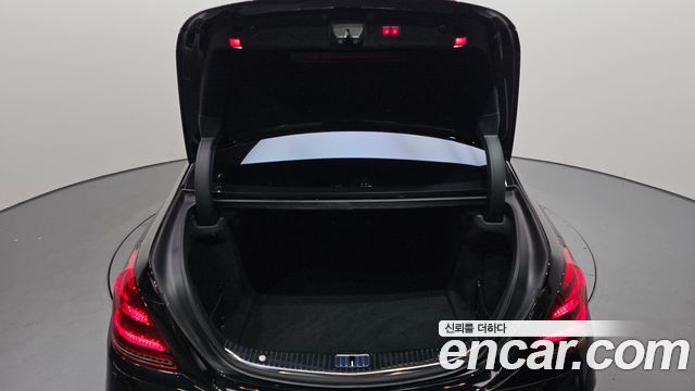 Mercedes-Benz S-Class 2018 — photo 26