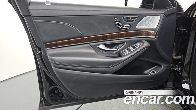 Mercedes-Benz S-Class 2018 — photo 14