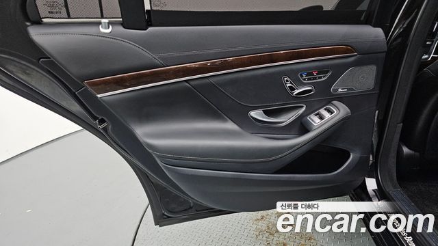 Mercedes-Benz S-Class 2018 — photo 15