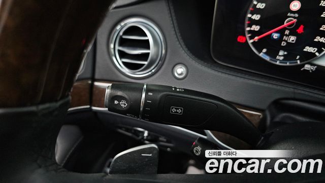 Mercedes-Benz S-Class 2018 — photo 29