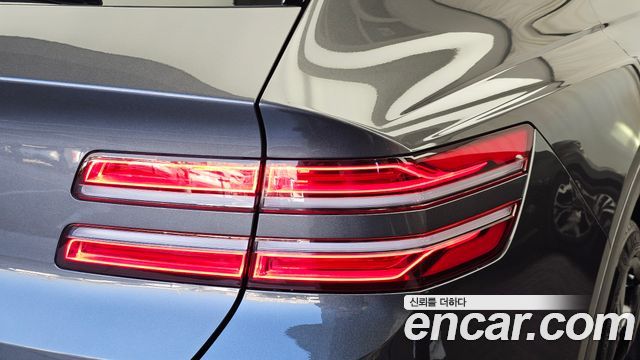 Genesis GV80 2020 — photo 9