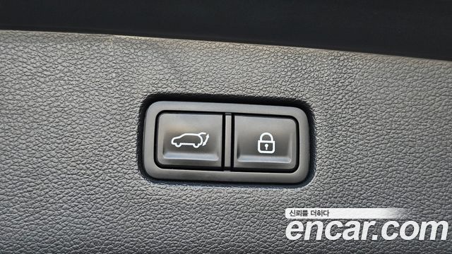 Genesis GV80 2020 — photo 37