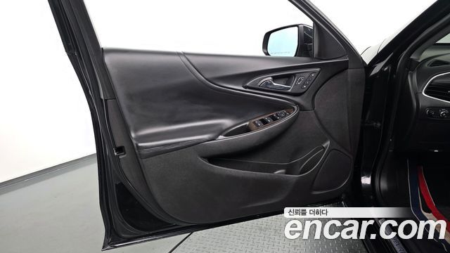 Chevrolet Korea Malibu 2017 — photo 14