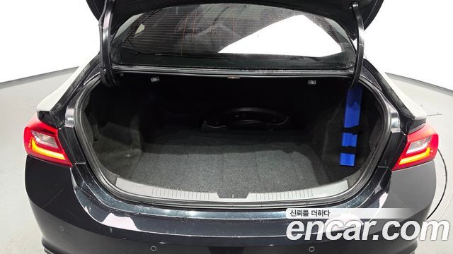 Chevrolet Korea Malibu 2017 — photo 31