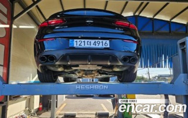 Mercedes-Benz E-Class 2023 — photo 2