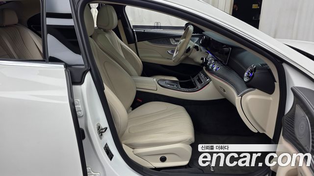 Mercedes-Benz CLS-Class 2021 — photo 17