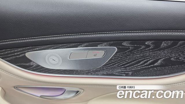 Mercedes-Benz CLS-Class 2021 — photo 24