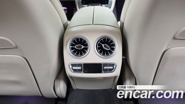 Mercedes-Benz CLS-Class 2021 — photo 31