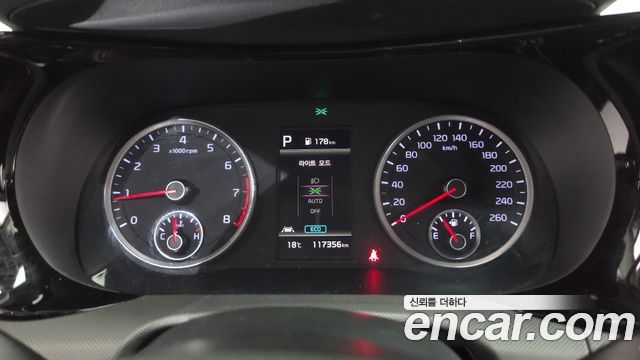 Kia K5 2021 — photo 11