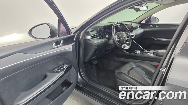 Kia K5 2021 — photo 13