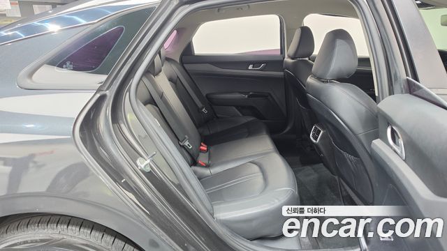 Kia K5 2021 — photo 17
