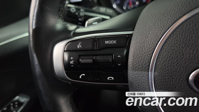 Kia K5 2021 — photo 22