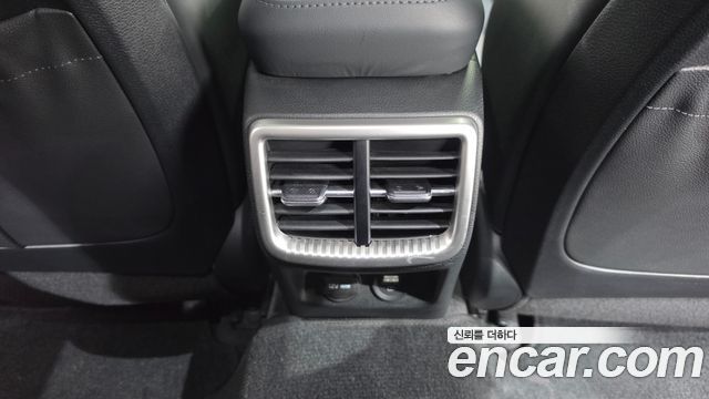 Kia K5 2021 — photo 32