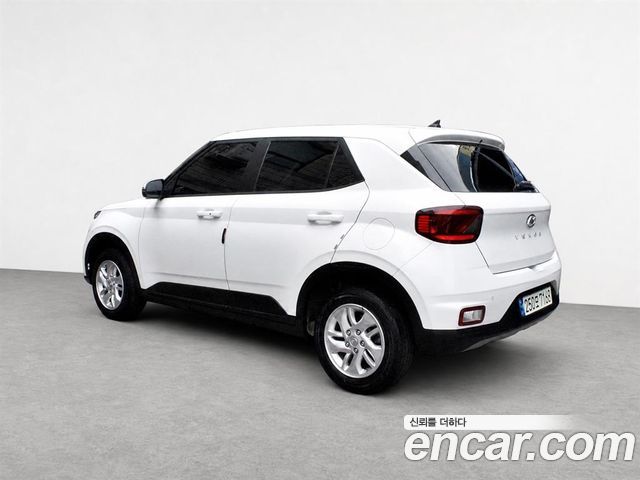 Hyundai Venue 2022 — photo 4
