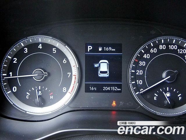Hyundai Venue 2022 — photo 19