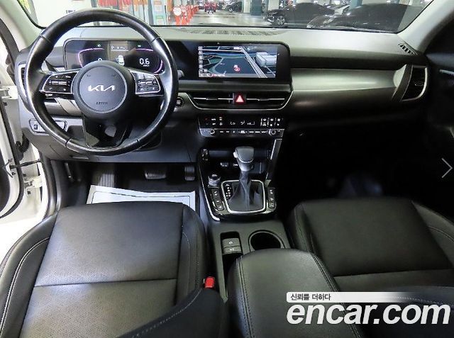 Kia Seltos 2023 — photo 10