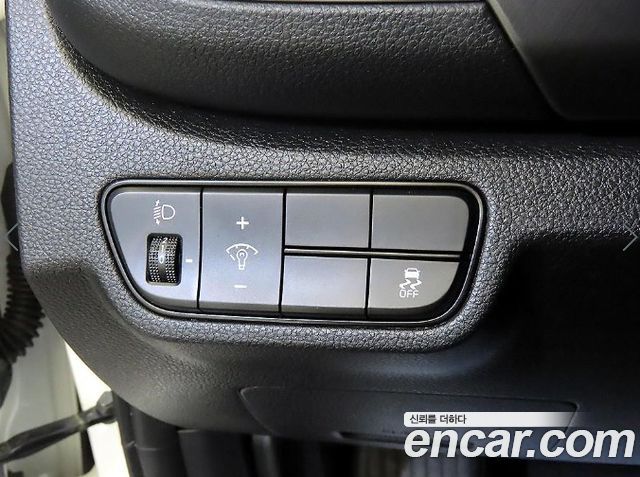 Kia Seltos 2023 — photo 14