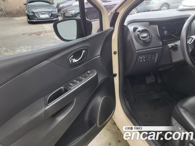 Renault Korea QM3 2015 — photo 13