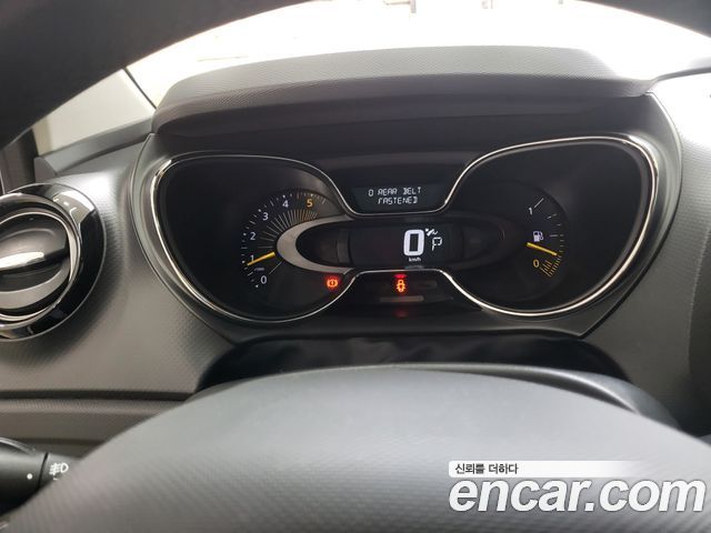 Renault Korea QM3 2015 — photo 14