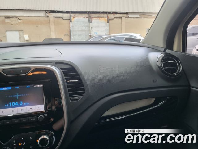 Renault Korea QM3 2015 — photo 18