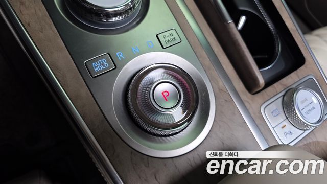 Genesis GV80 2023 — photo 12