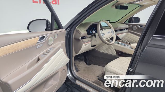 Genesis GV80 2023 — photo 13