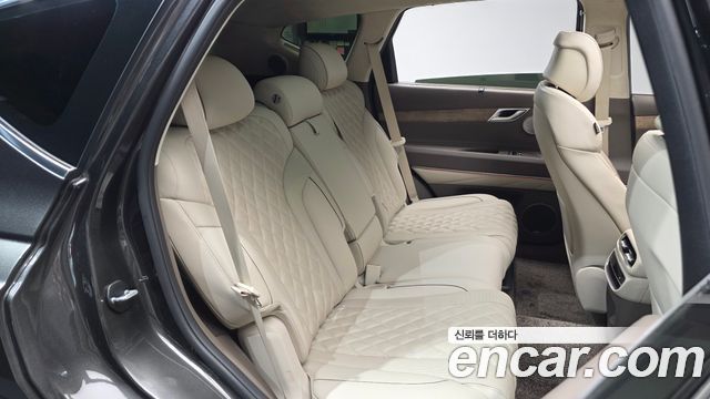 Genesis GV80 2023 — photo 18