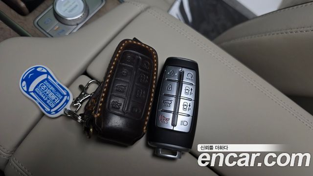 Genesis GV80 2023 — photo 22
