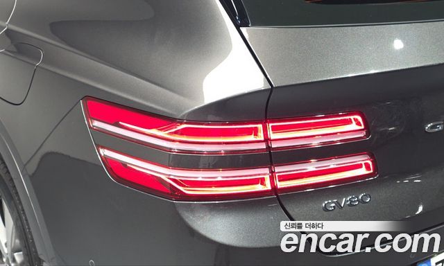 Genesis GV80 2023 — photo 9