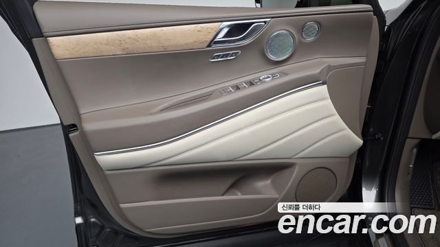 Genesis GV80 2023 — photo 14