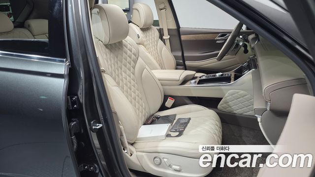Genesis GV80 2023 — photo 16