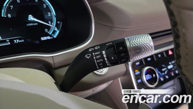 Genesis GV80 2023 — photo 29
