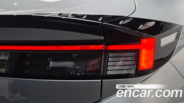 Hyundai Sonata 2025 — photo 9