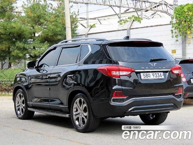 KG Mobility Rexton 2018 — photo 3