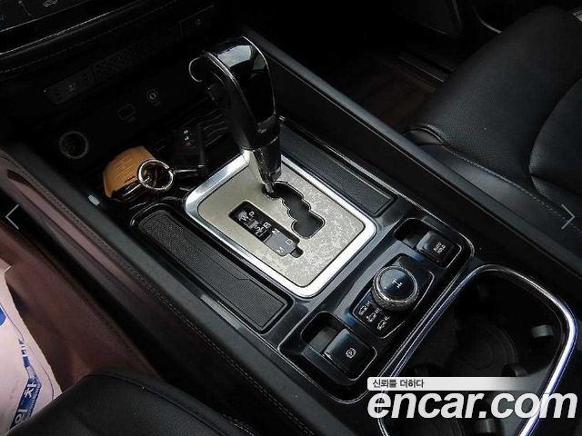 KG Mobility Rexton 2018 — photo 10