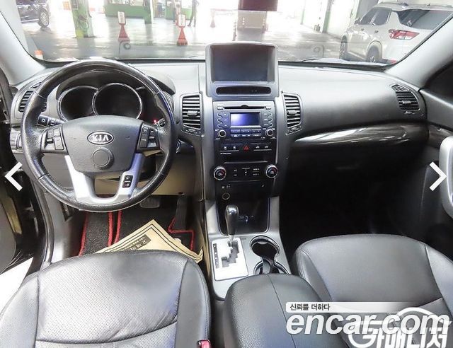 Kia Sorento 2010 — photo 11
